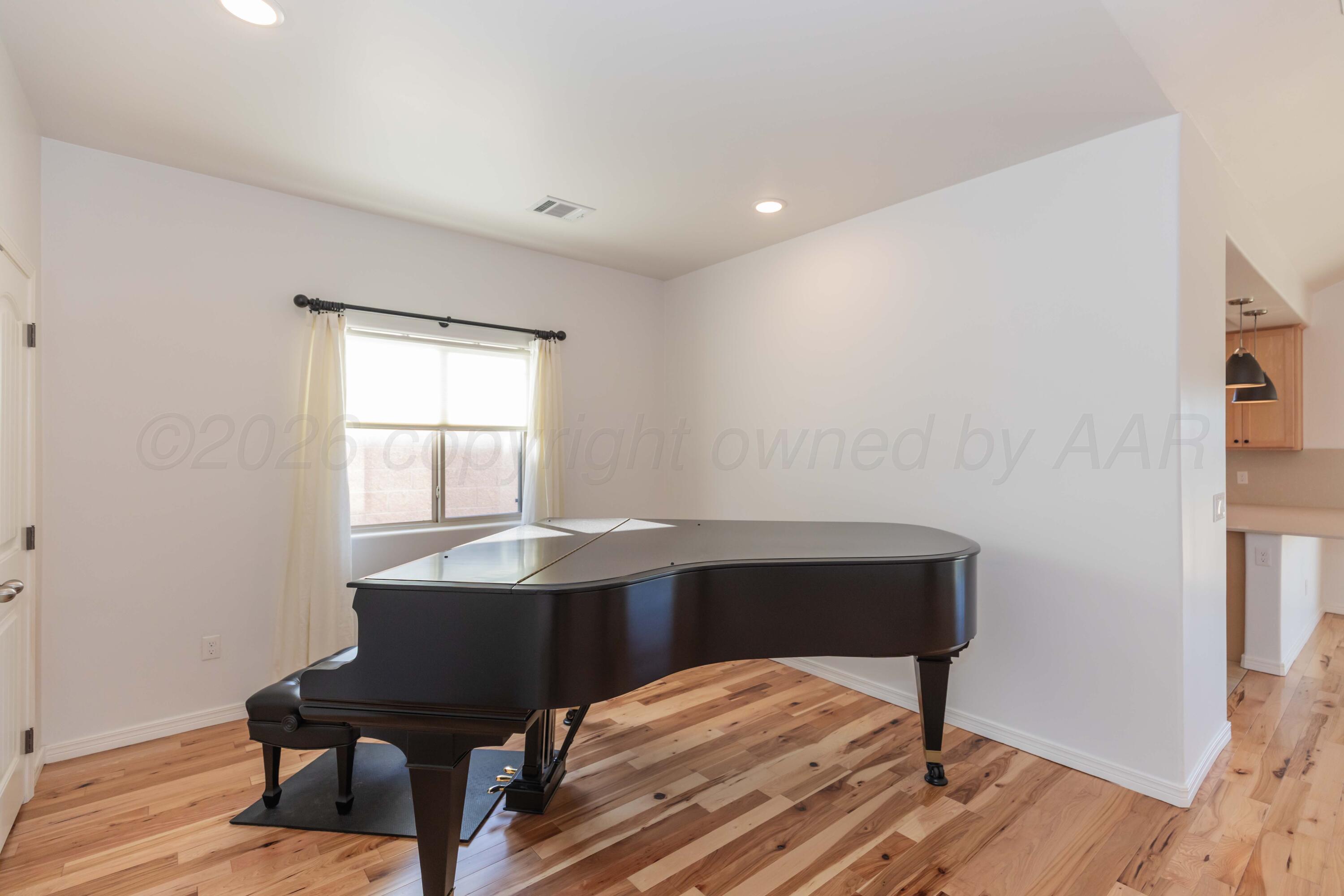 1433 Riesling Way Amarillo, TX 79124 - Photo 16 of 38 FORMAL DINING VIEW 2