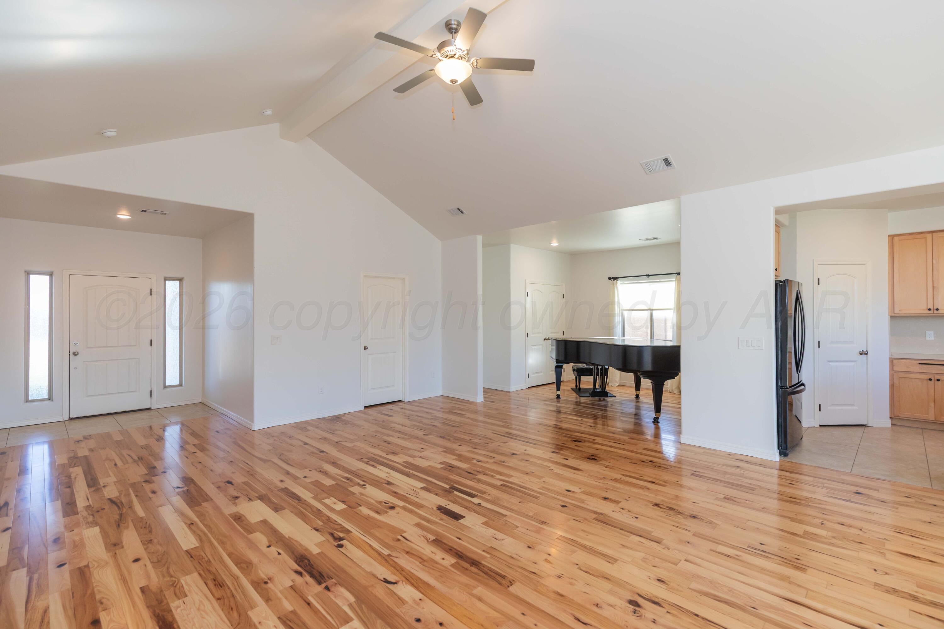 1433 Riesling Way Amarillo, TX 79124 - Photo 6 of 38 LIVING ROOM VIEW 3