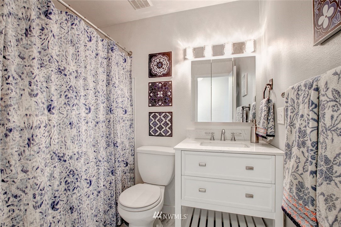 12308 Southeast 165th Street Renton, WA 98058 - Photo 13 of 18 Gallery Image 13