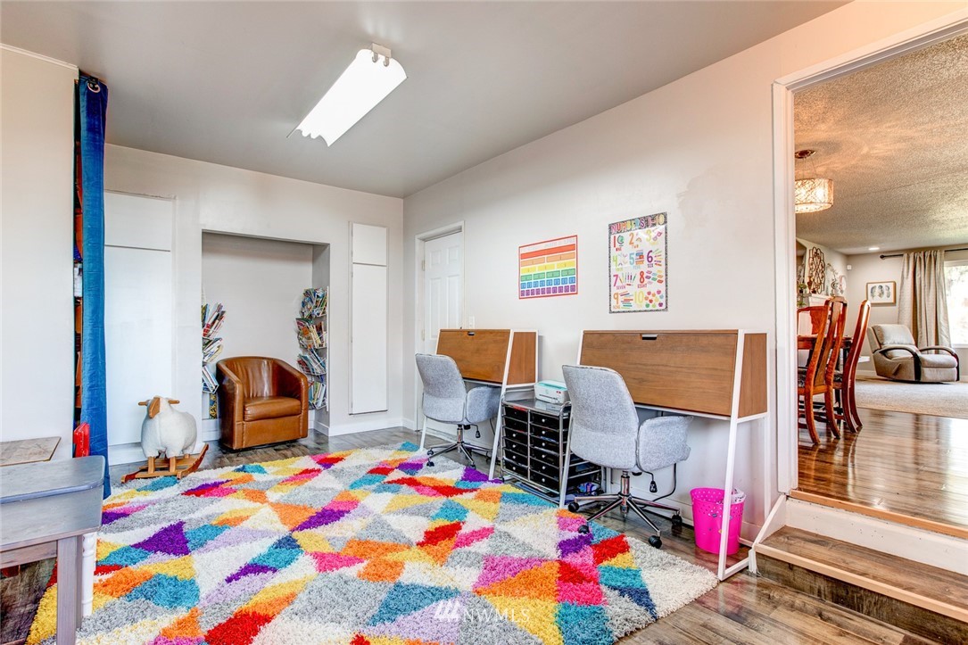 12308 Southeast 165th Street Renton, WA 98058 - Photo 14 of 18 Gallery Image 14
