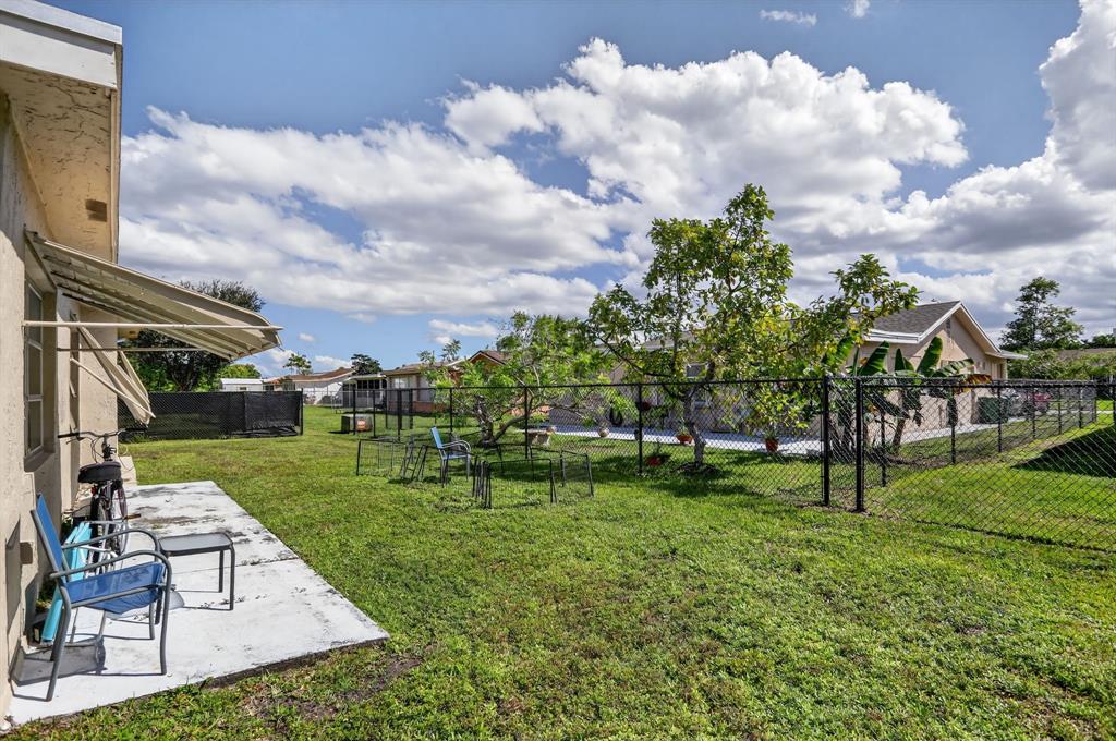 9806 Northwest 71st Street Tamarac, FL 33321 - Photo 33 of 34