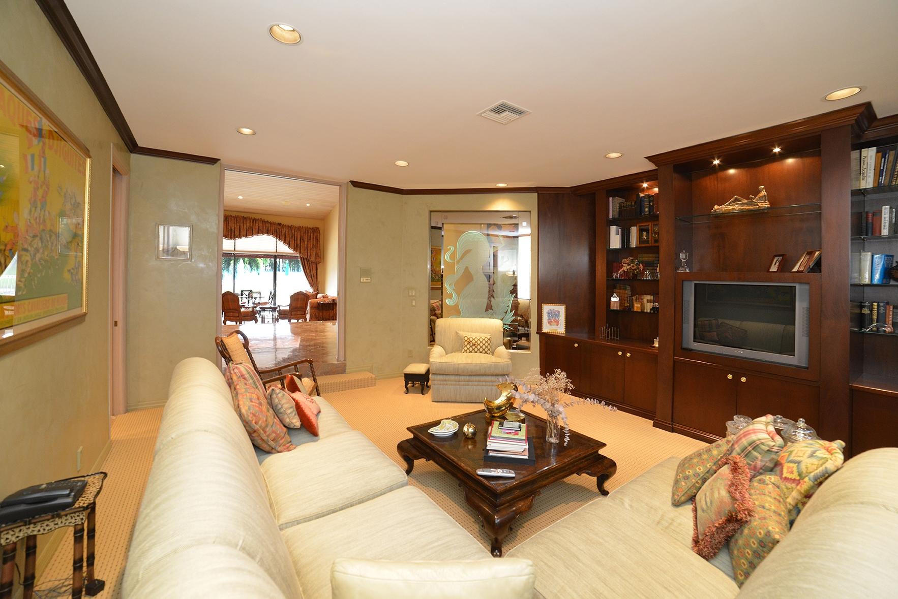 7124 Mandarin Drive Boca Raton, FL 33433 - Photo 16 of 31 Welcome & Relax