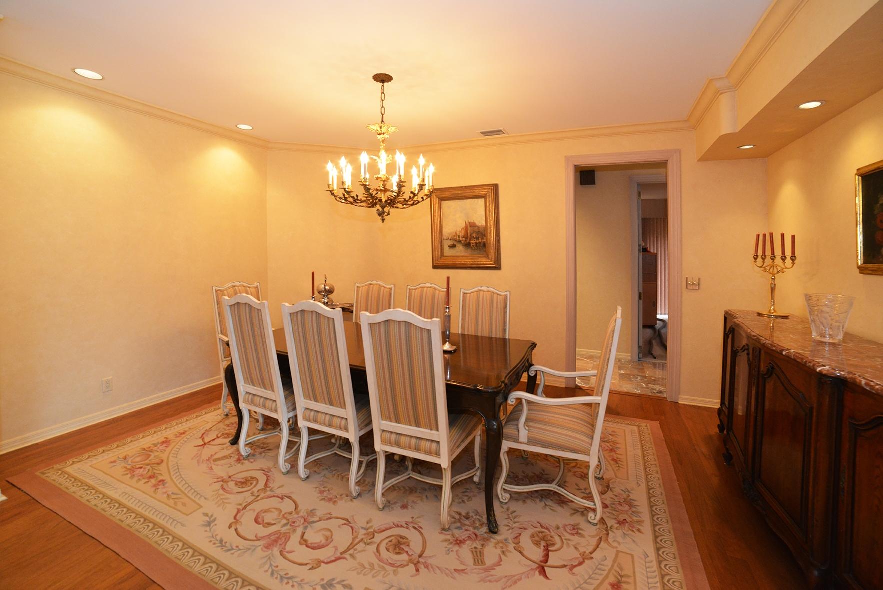 7124 Mandarin Drive Boca Raton, FL 33433 - Photo 8 of 31 Formal Dining Room