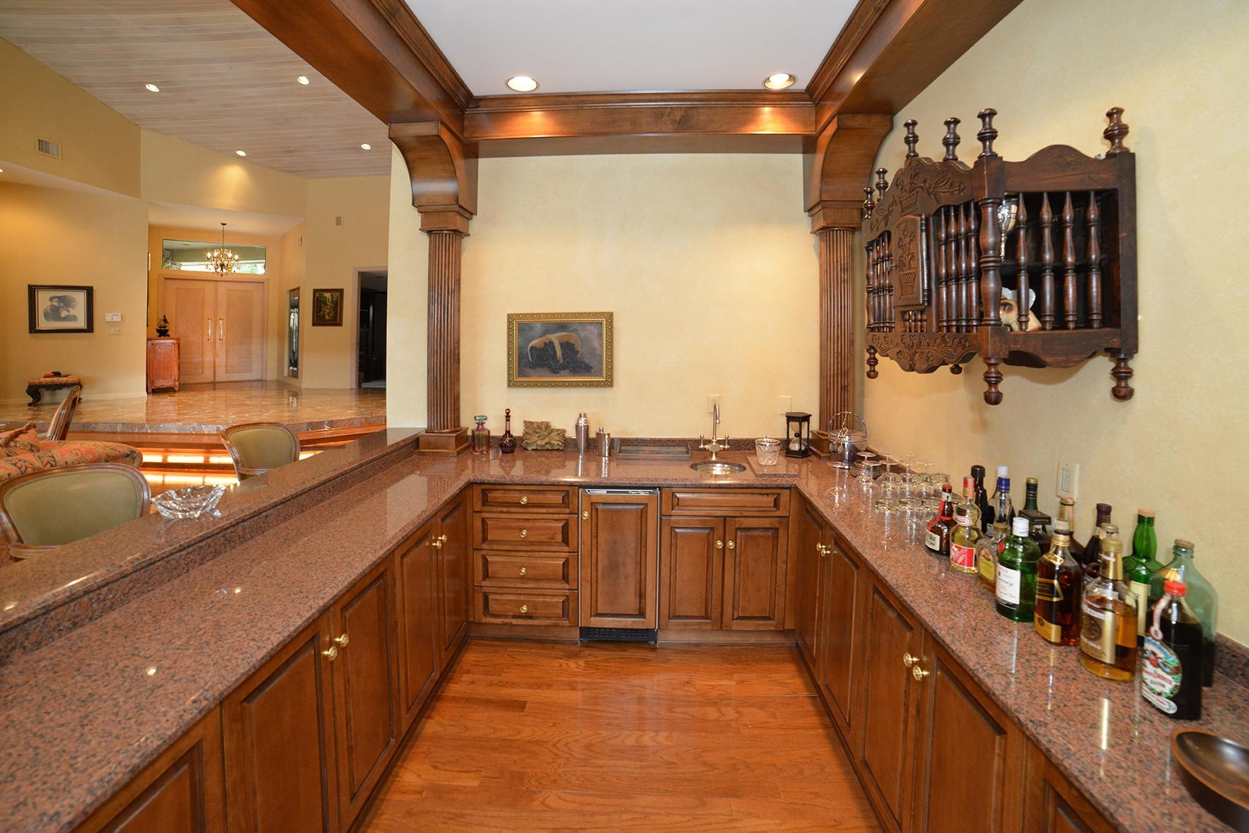 7124 Mandarin Drive Boca Raton, FL 33433 - Photo 10 of 31 Host Your Family & Friends