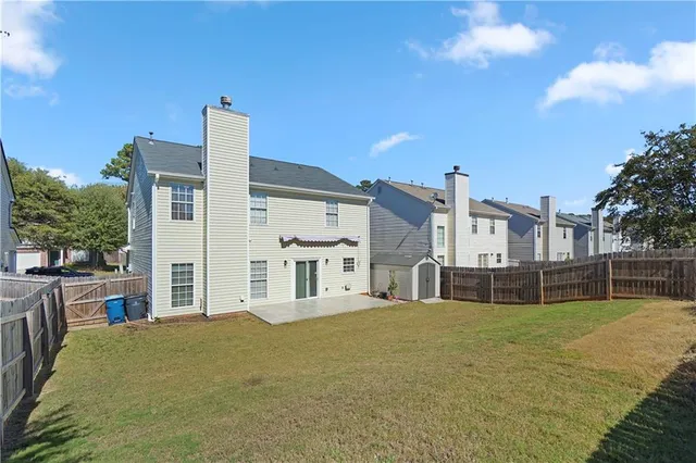 a view of a house with a outdoor space