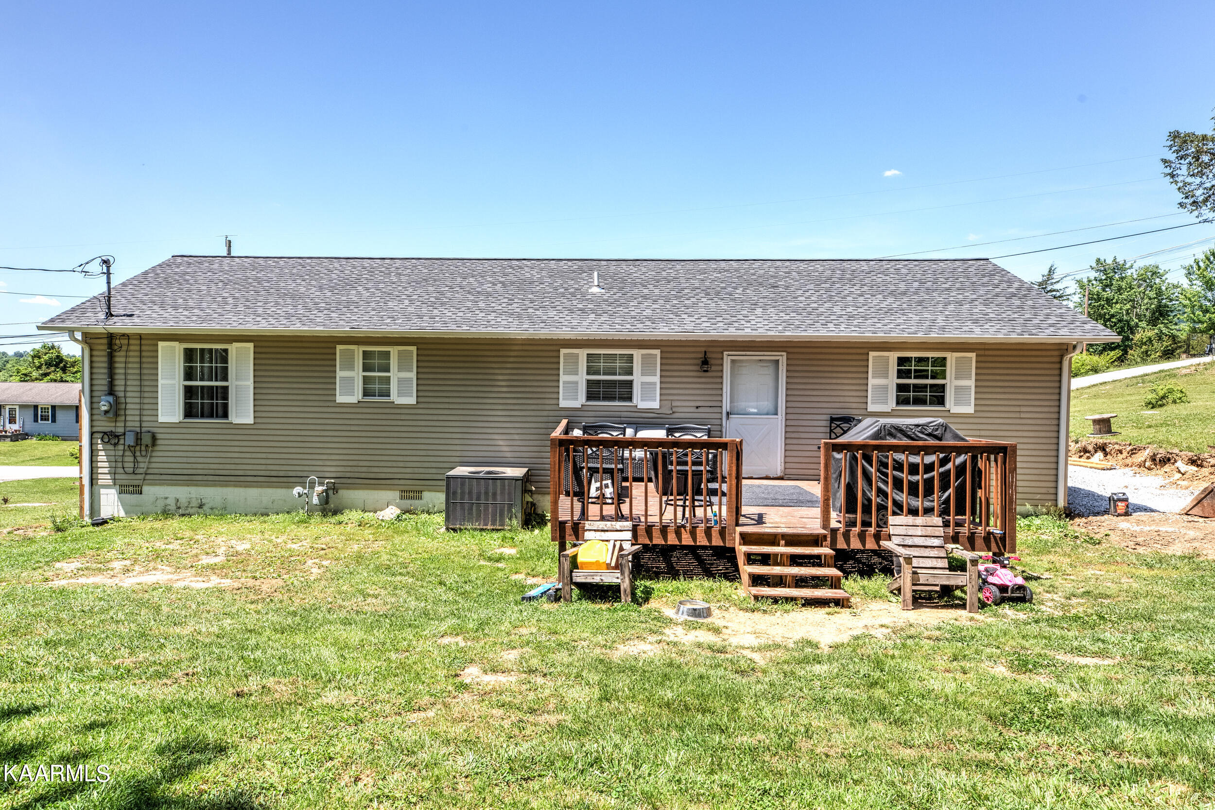 179 McCarty Road La Follette, TN 37766 - Photo 26 of 26 179 McCarty Rd-5
