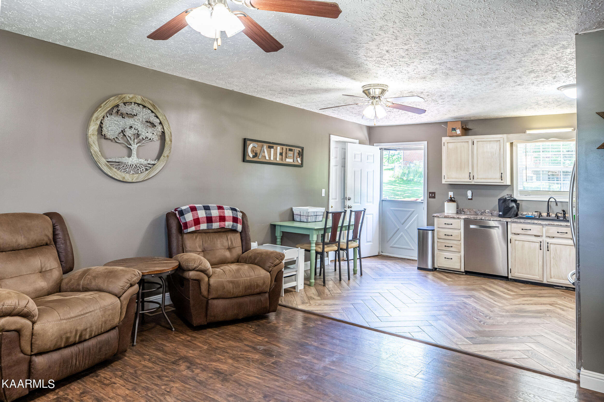 179 McCarty Road La Follette, TN 37766 - Photo 6 of 26 179 McCarty Rd-6