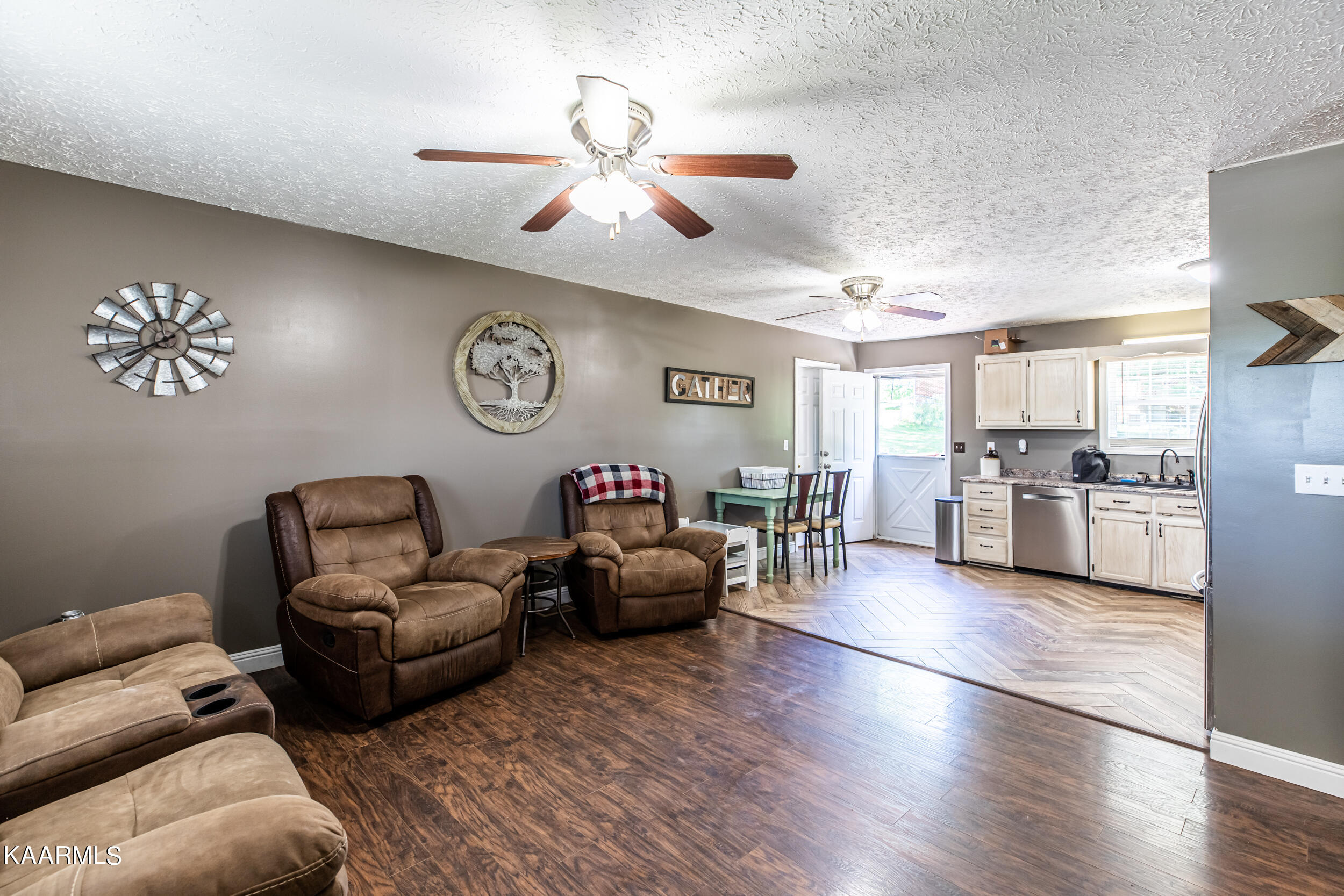 179 McCarty Road La Follette, TN 37766 - Photo 9 of 26 179 McCarty Rd-8