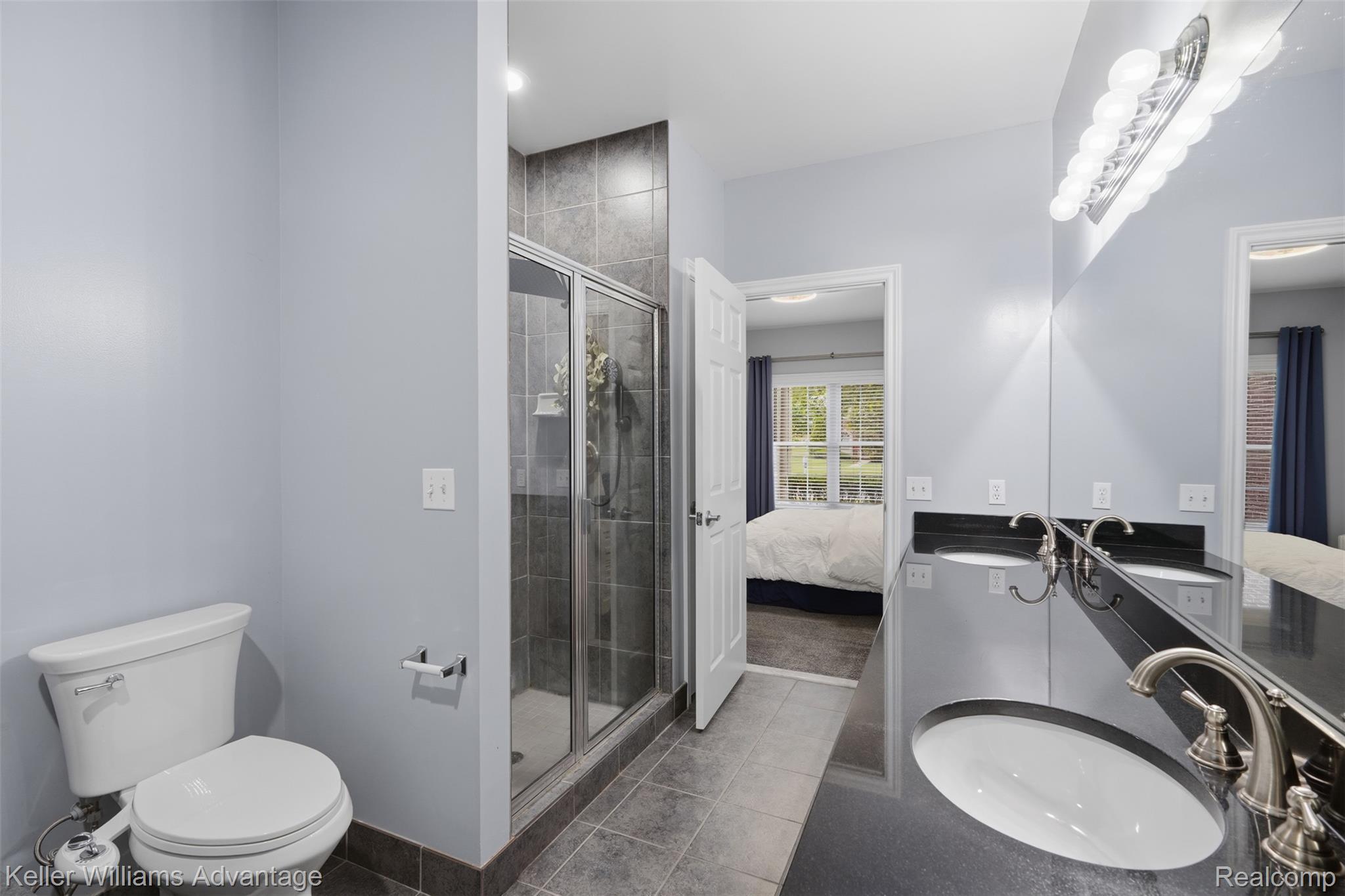 45658 South Stonewood Road Canton, MI 48187 - Photo 18 of 41 24_45658 s stonewood rd-24.jpg
