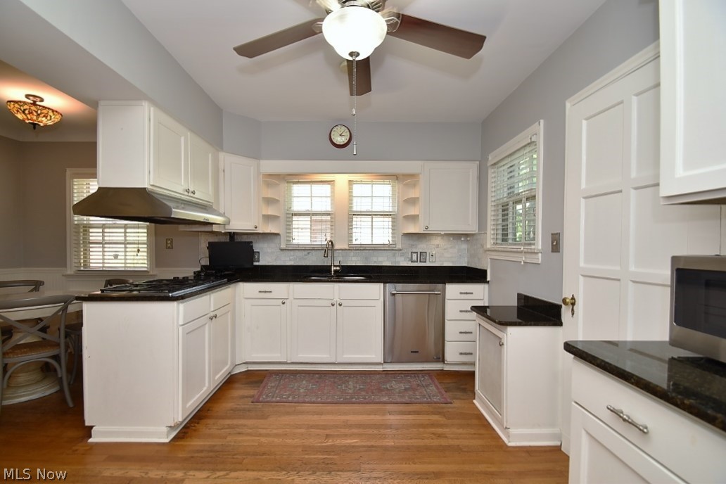 2607 Dysart Road Cleveland, OH 44118 - Photo 10 of 34 Gallery Image 10