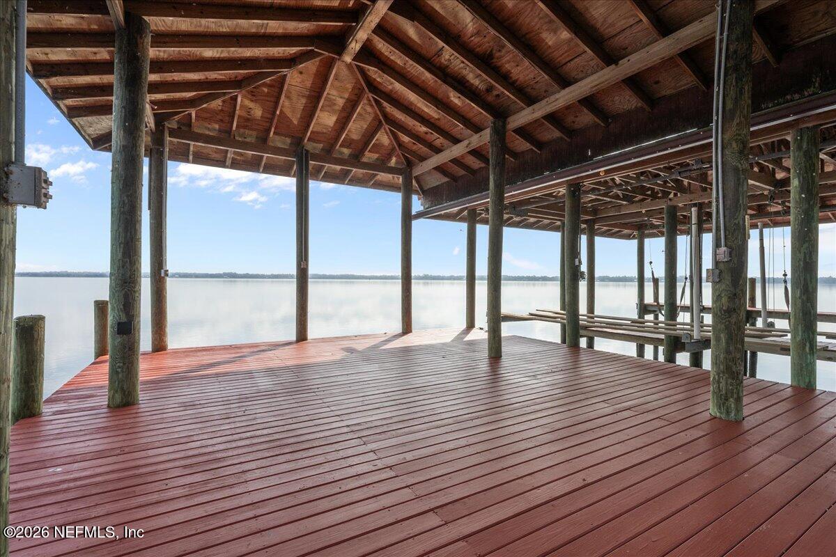 533 West River Road Palatka, FL 32177 - Photo 54 of 78 a view of an empty room with wooden floor