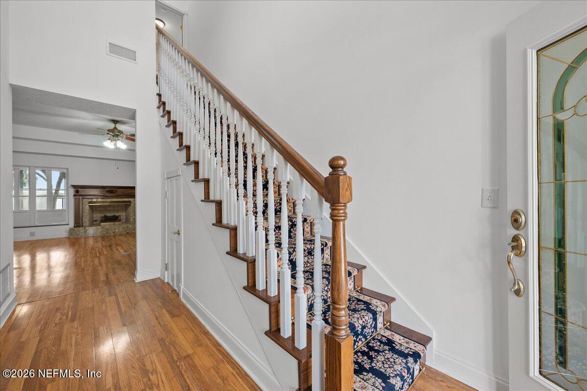 533 West River Road Palatka, FL 32177 - Photo 6 of 78 a view of entryway with wooden floor
