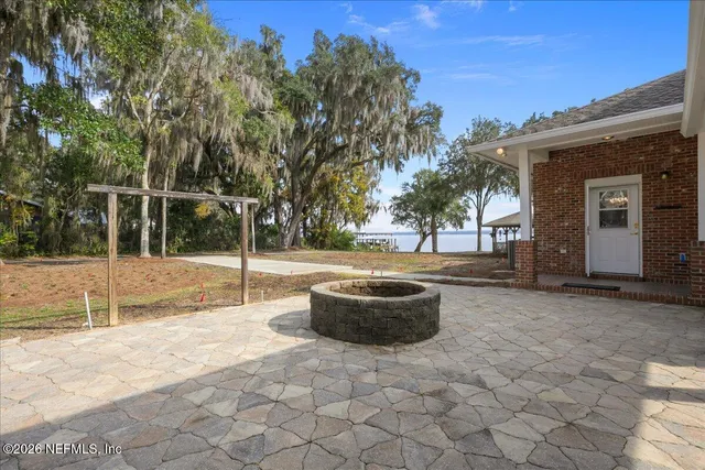 $1,800,000 | 533 West River Road, Palatka, FL 32177
