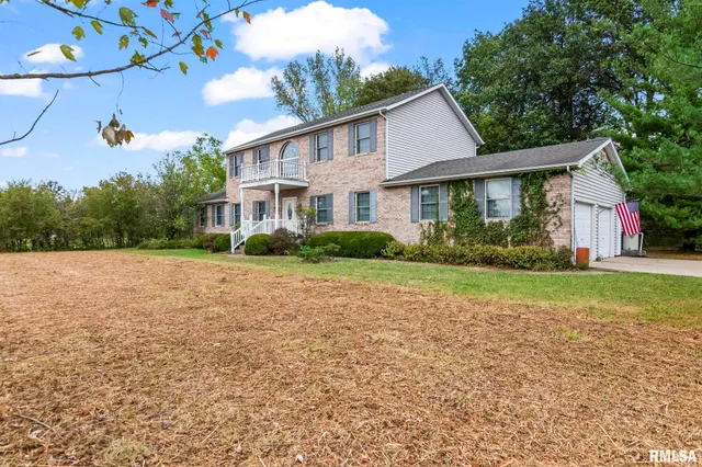 $339,900 | 2530 River Bluff Road, Mechanicsburg, IL 62545