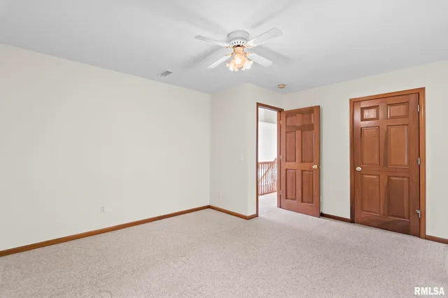 $339,900 | 2530 River Bluff Road, Mechanicsburg, IL 62545