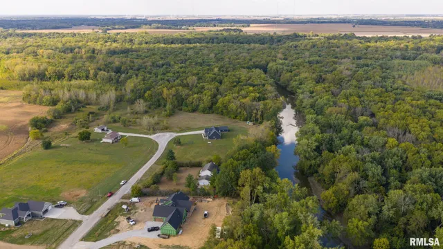 $339,900 | 2530 River Bluff Road, Mechanicsburg, IL 62545