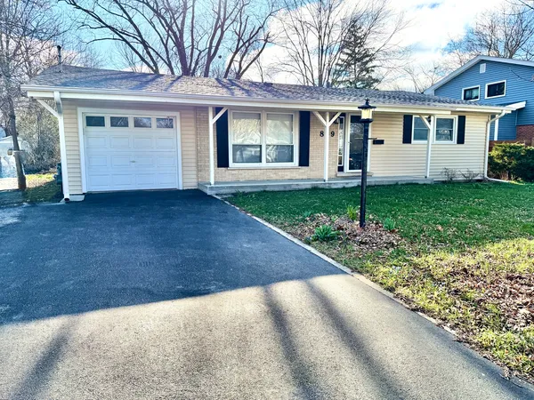 $400,000 | 839 Dundee Avenue, Barrington, IL 60010