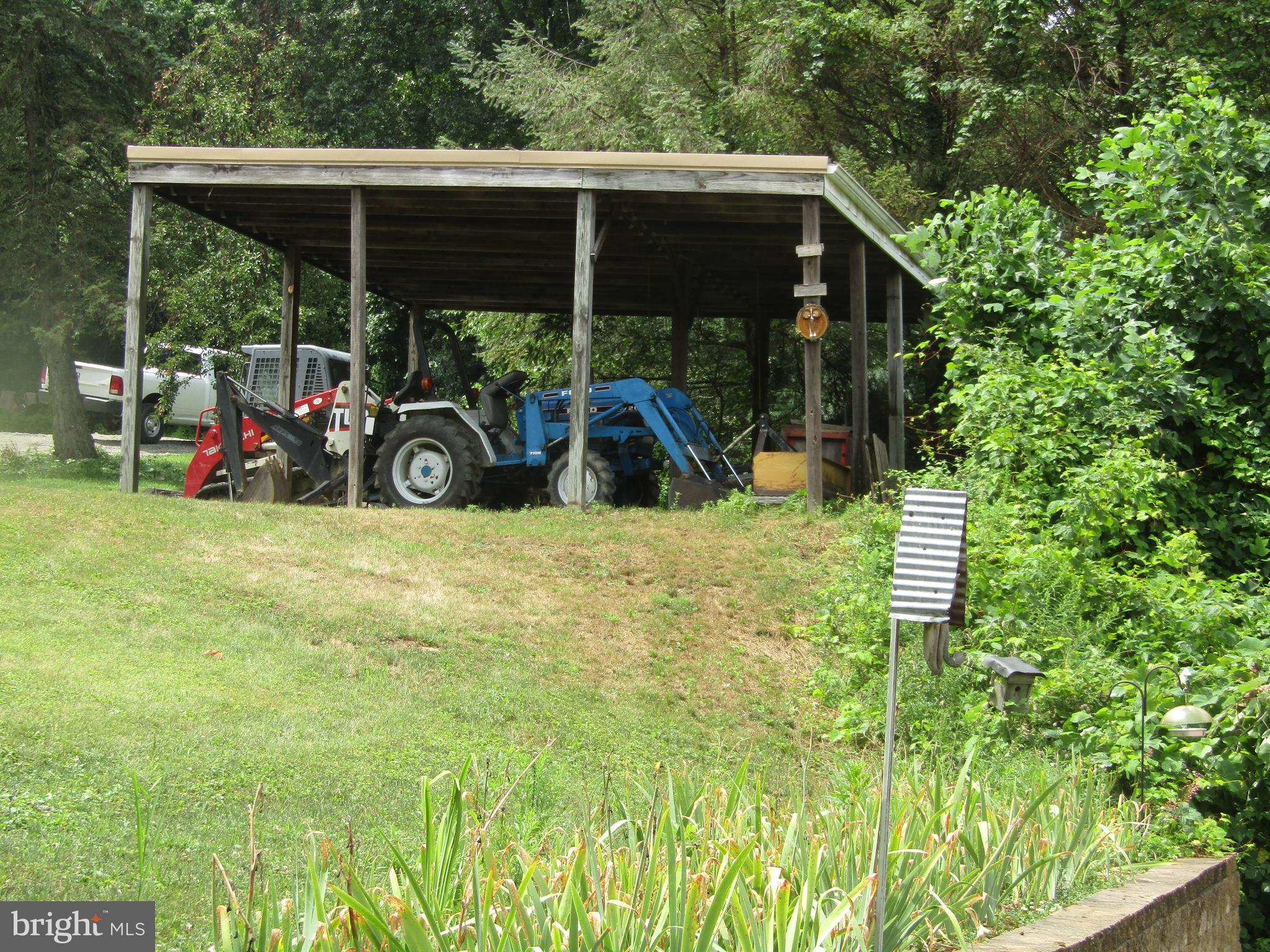 8041 Gnatstown Road Hanover, PA 17331 - Photo 4 of 76