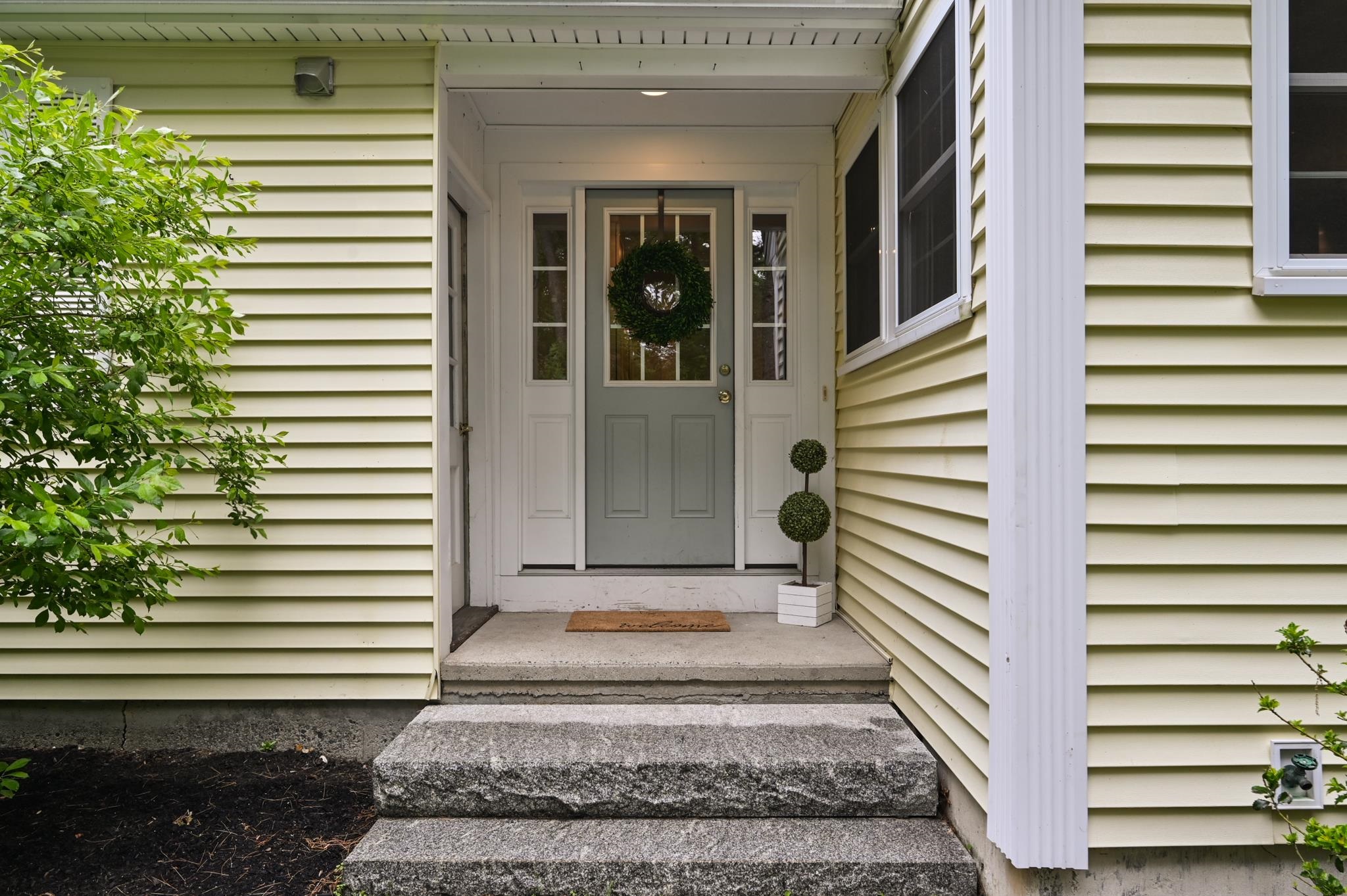 6 Split Rock Road Exeter, NH 03833 - Photo 3 of 39