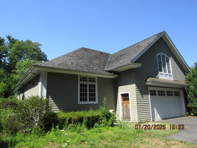 107 Lindsay Road York, ME 03909 - Photo 3 of 44 IMG_0373