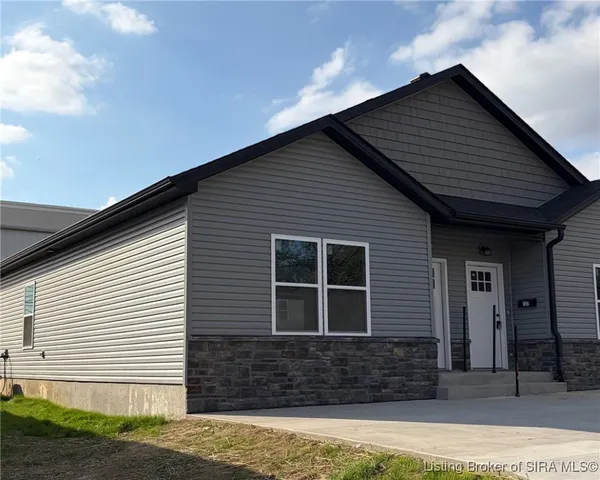 $189,999 | 125 Level Street, Charlestown, IN 47111