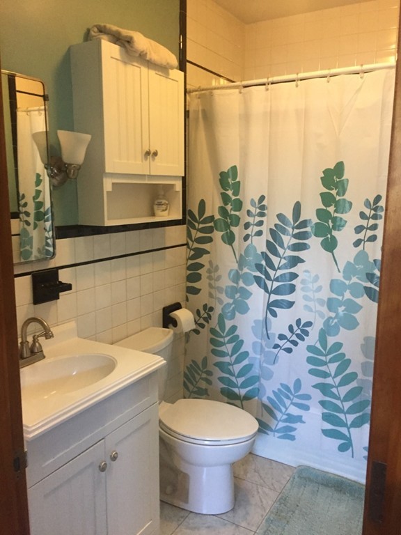 642 Cambridge Street Fall River, MA 02721 - Photo 15 of 16 Gallery Image 15