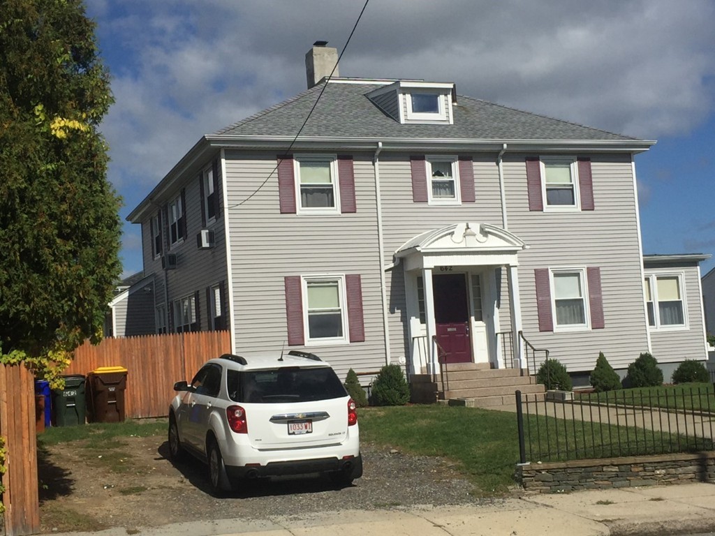 642 Cambridge Street Fall River, MA 02721 - Photo 2 of 16 Gallery Image 2