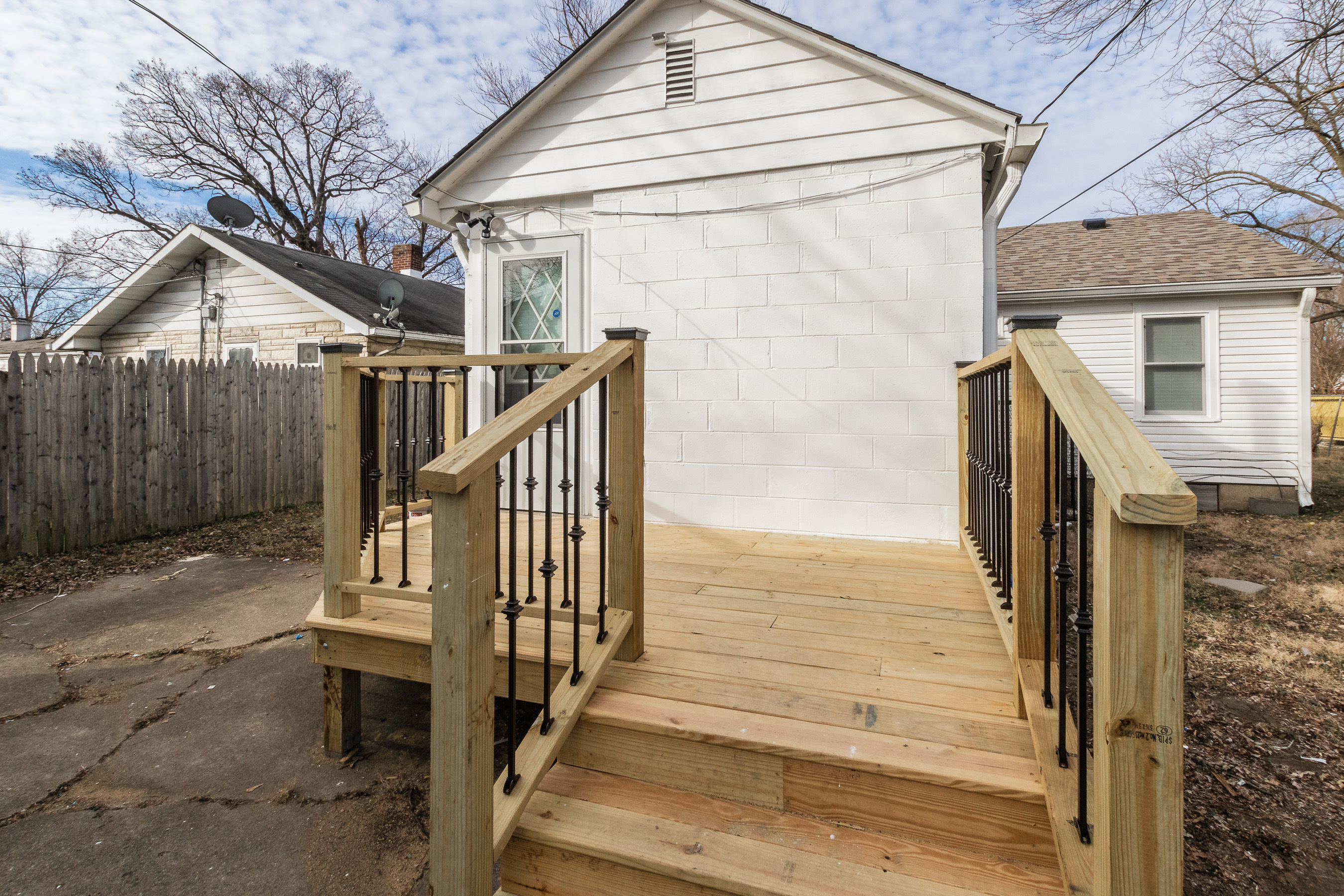 349 South Edgehill Road Indianapolis, IN 46241 - Photo 5 of 24 Gallery Image 5