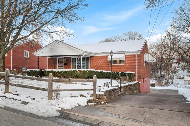 $214,900 | 1375 Edgewood Drive, West Homestead, PA 15120