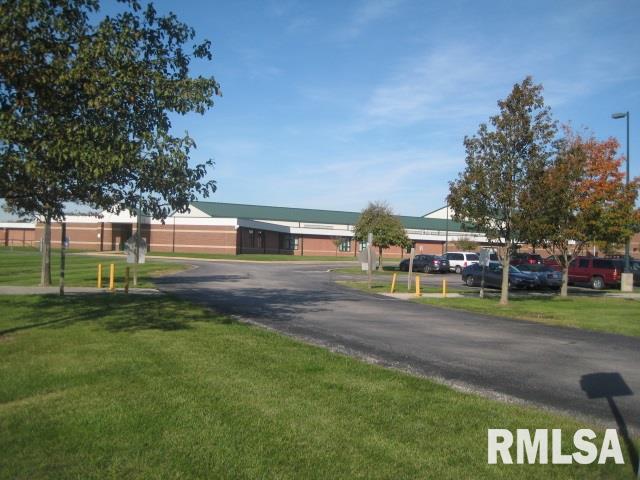 1000 Dieble Road Washington, IL 61571 - Photo 3 of 8 Gallery Image 3