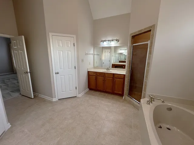 $3,275 | 4883 Fox Springs Drive, Collierville, TN 38017