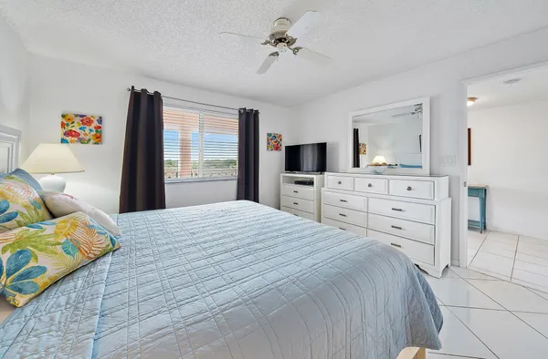 $1,800 | 353 Highway 1, Unit E408, Jupiter, FL 33477