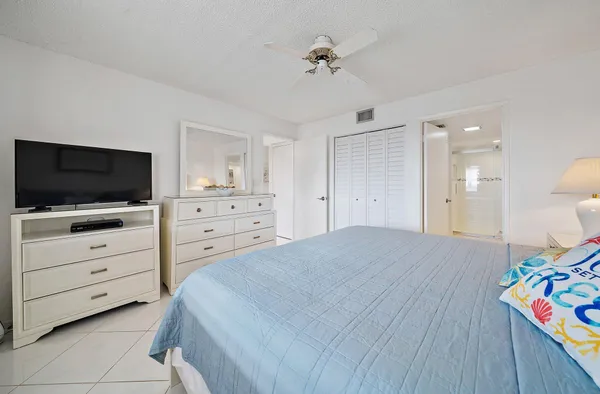 $1,800 | 353 Highway 1, Unit E408, Jupiter, FL 33477