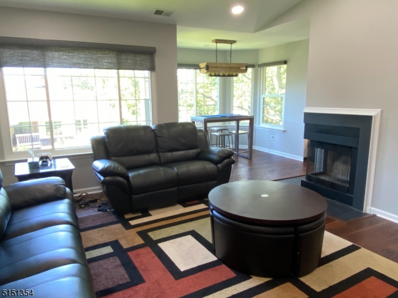 8 Dunbar Court, Unit 8 Bedminster, NJ 07921 - Photo 2 of 20