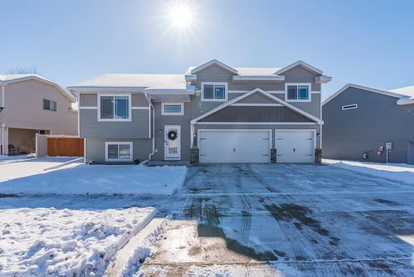 $344,900 | 973 Holton Avenue, Brainerd, MN 56401