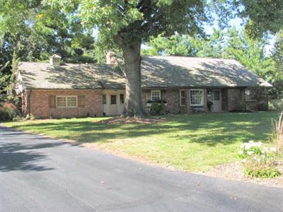 2223 East Berkeley Street Springfield, MO 65804 - Photo 1 of 1 Primary Photo