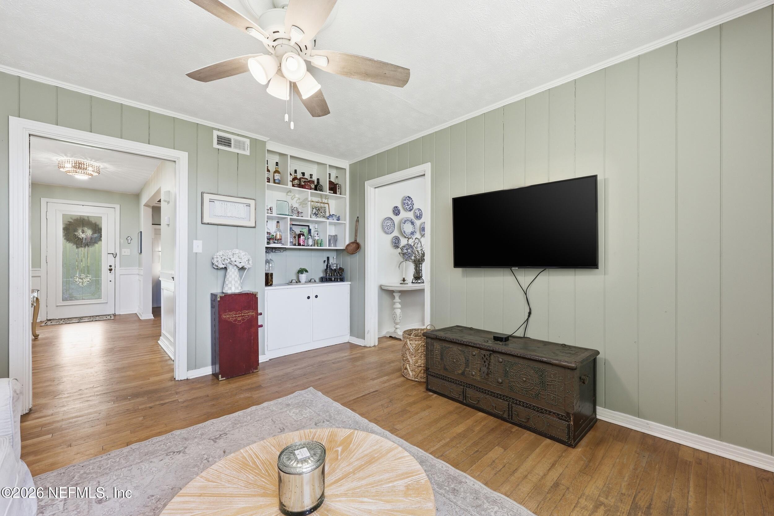 1244 Glengarry Road Jacksonville, FL 32207 - Photo 14 of 38 the real estateographers_014