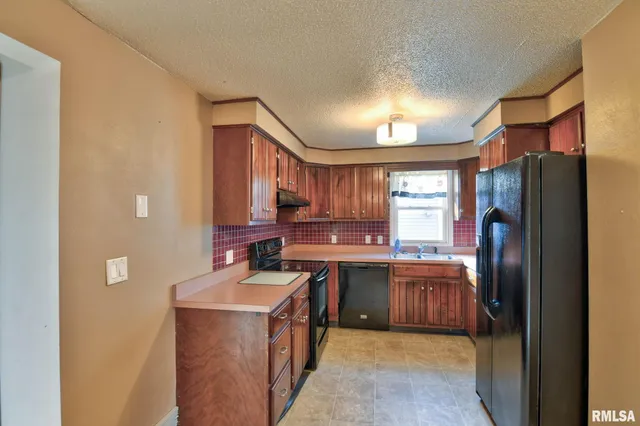 $99,900 | 1908 North 19th Street, Springfield, IL 62702