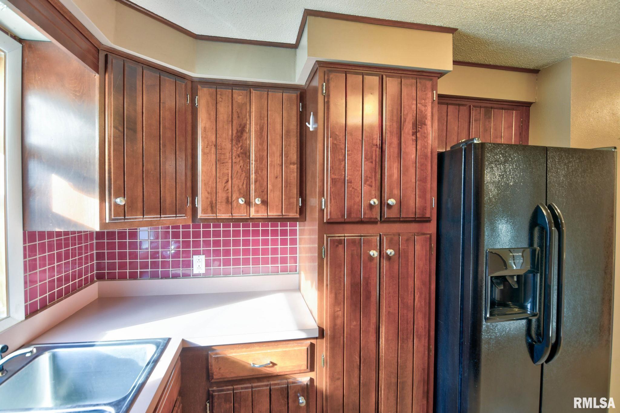 1908 North 19th Street Springfield, IL 62702 - Photo 14 of 42