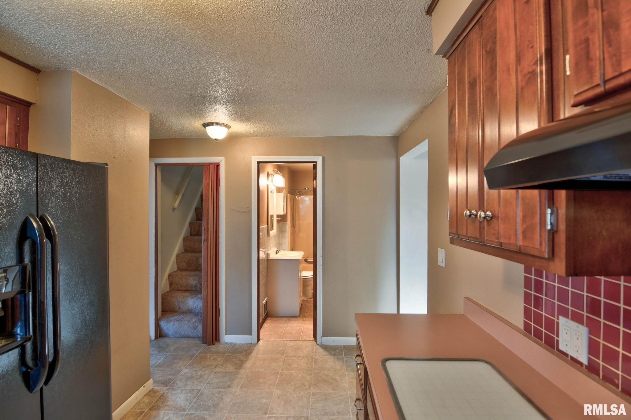 1908 North 19th Street Springfield, IL 62702 - Photo 15 of 42