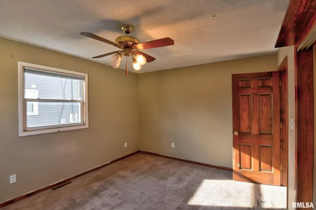 $99,900 | 1908 North 19th Street, Springfield, IL 62702