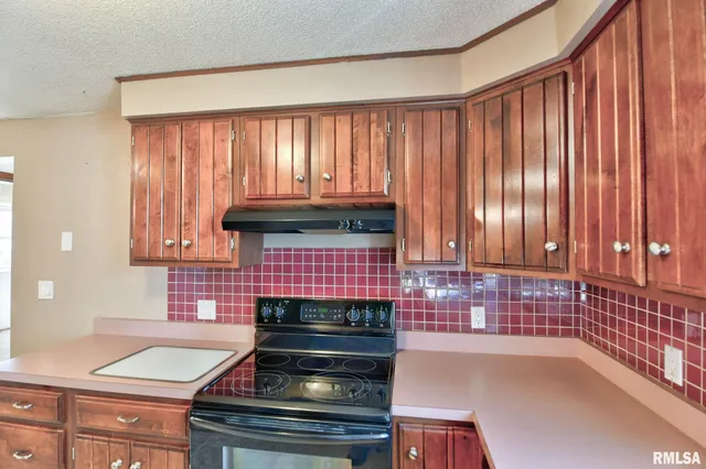 $99,900 | 1908 North 19th Street, Springfield, IL 62702