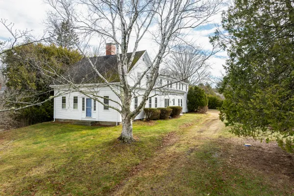 $650,000 | 15 High Street, Damariscotta, ME 04543