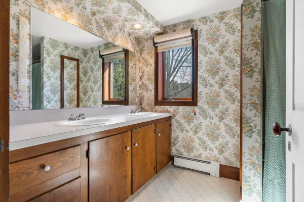 $650,000 | 15 High Street, Damariscotta, ME 04543