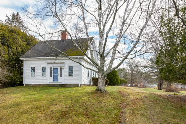 $650,000 | 15 High Street, Damariscotta, ME 04543