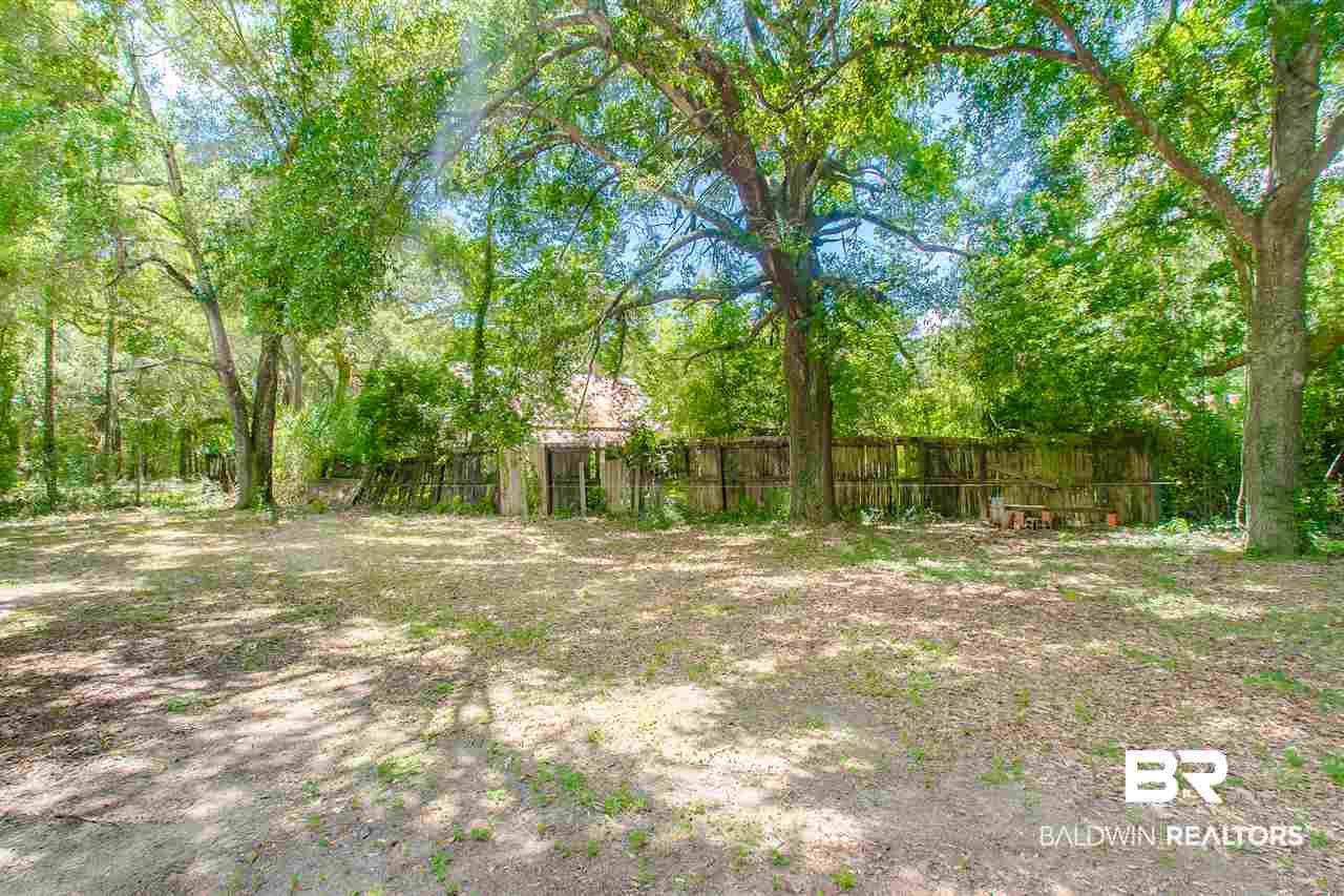 18653 Twin Beech Road South Fairhope, AL 36532 - Photo 18 of 21 Back Yard
