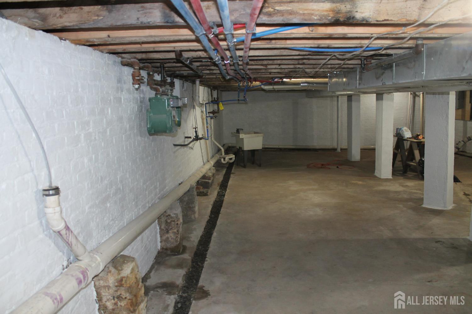 519 Roosevelt Avenue, Unit 2 Carteret, NJ 07008 - Photo 14 of 17 a view of an empty room with stairs