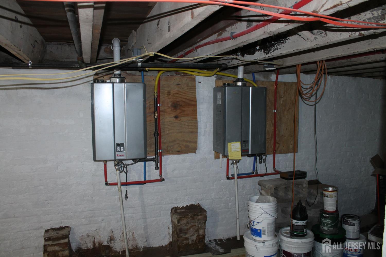 519 Roosevelt Avenue, Unit 2 Carteret, NJ 07008 - Photo 16 of 17 a bathroom with a toilet and a mirror