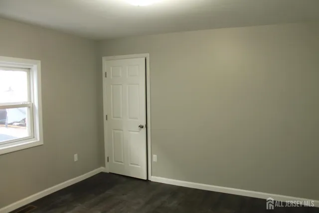 $3,400 | 519 Roosevelt Avenue, Unit 2, Carteret, NJ 07008