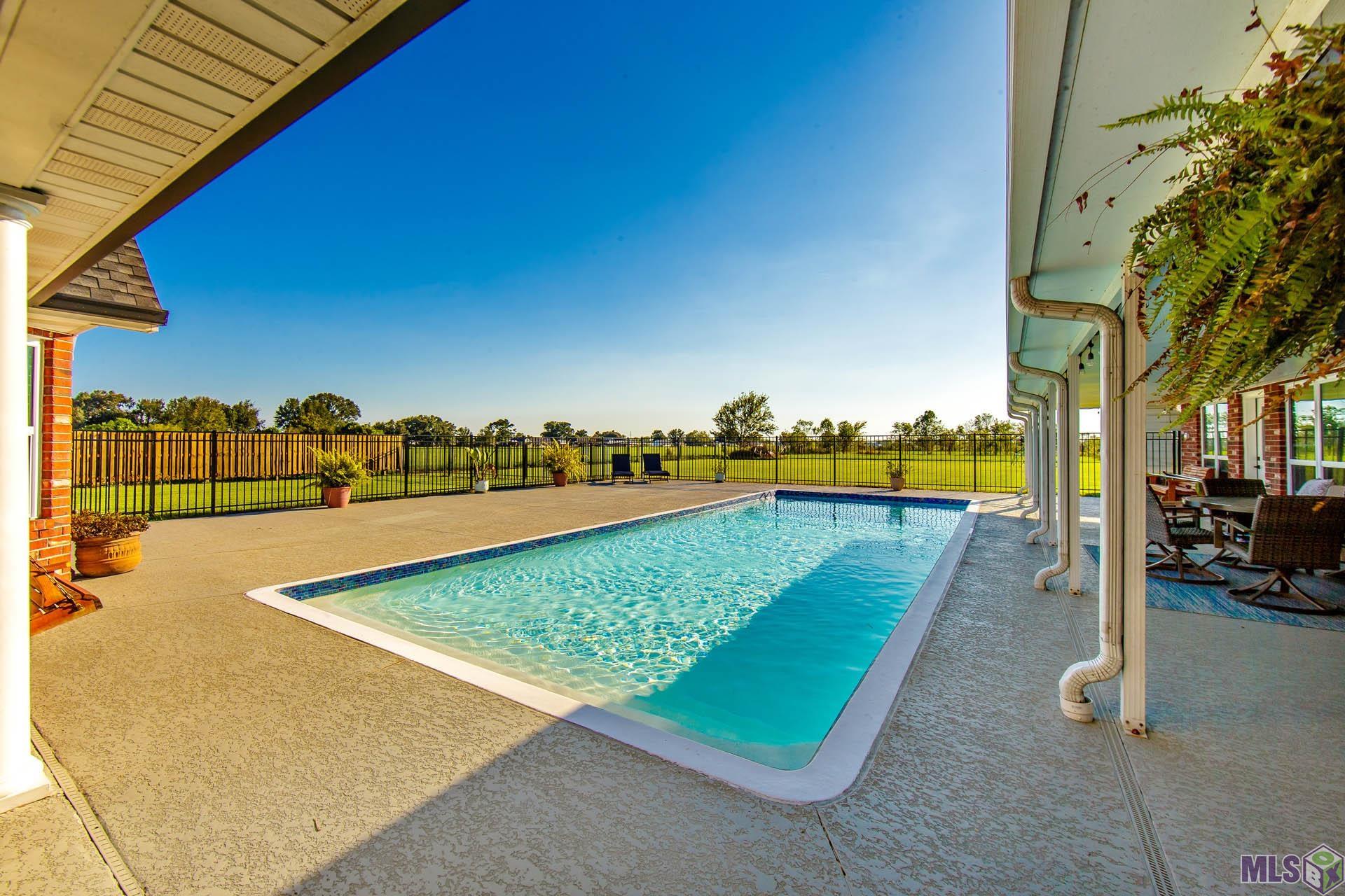 7404 Highway 1 Lockport, LA 70374 - Photo 3 of 23